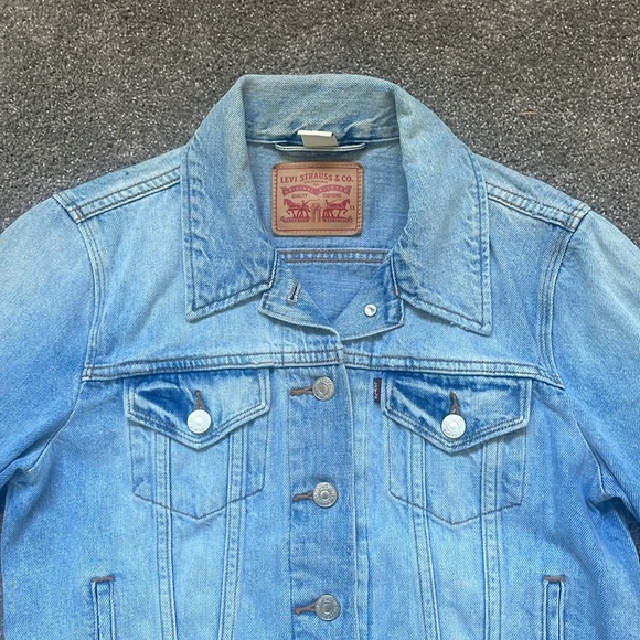 Levi’s denim jacket - Picture 2 of 2